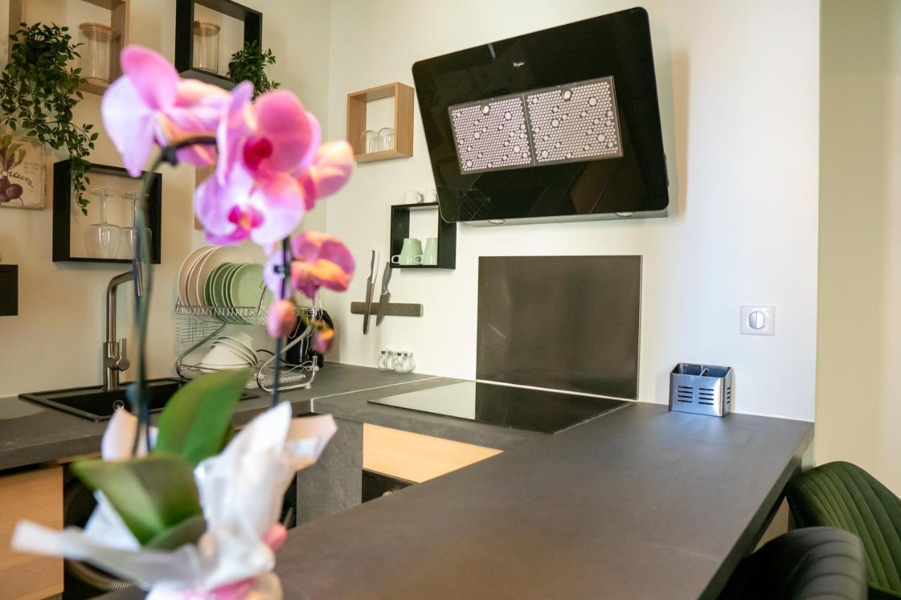 Apartment Coeur De Neuf Et Design Tt Equipe Parking Gratuit *